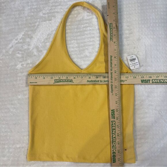 Free‎ w/ $15 purchase! American Eagle Cropped Halter Tank Top Yellow NWT Ribbed - Picture 7 of 7